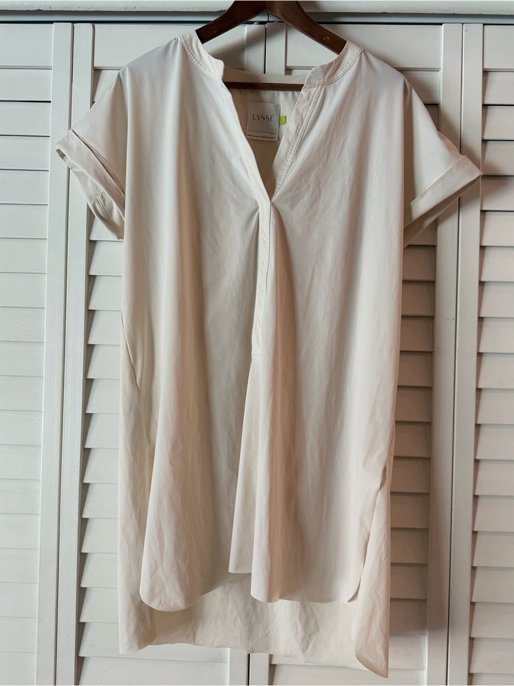 Lyssé Cream V-Neck High-Low Tunic Dress